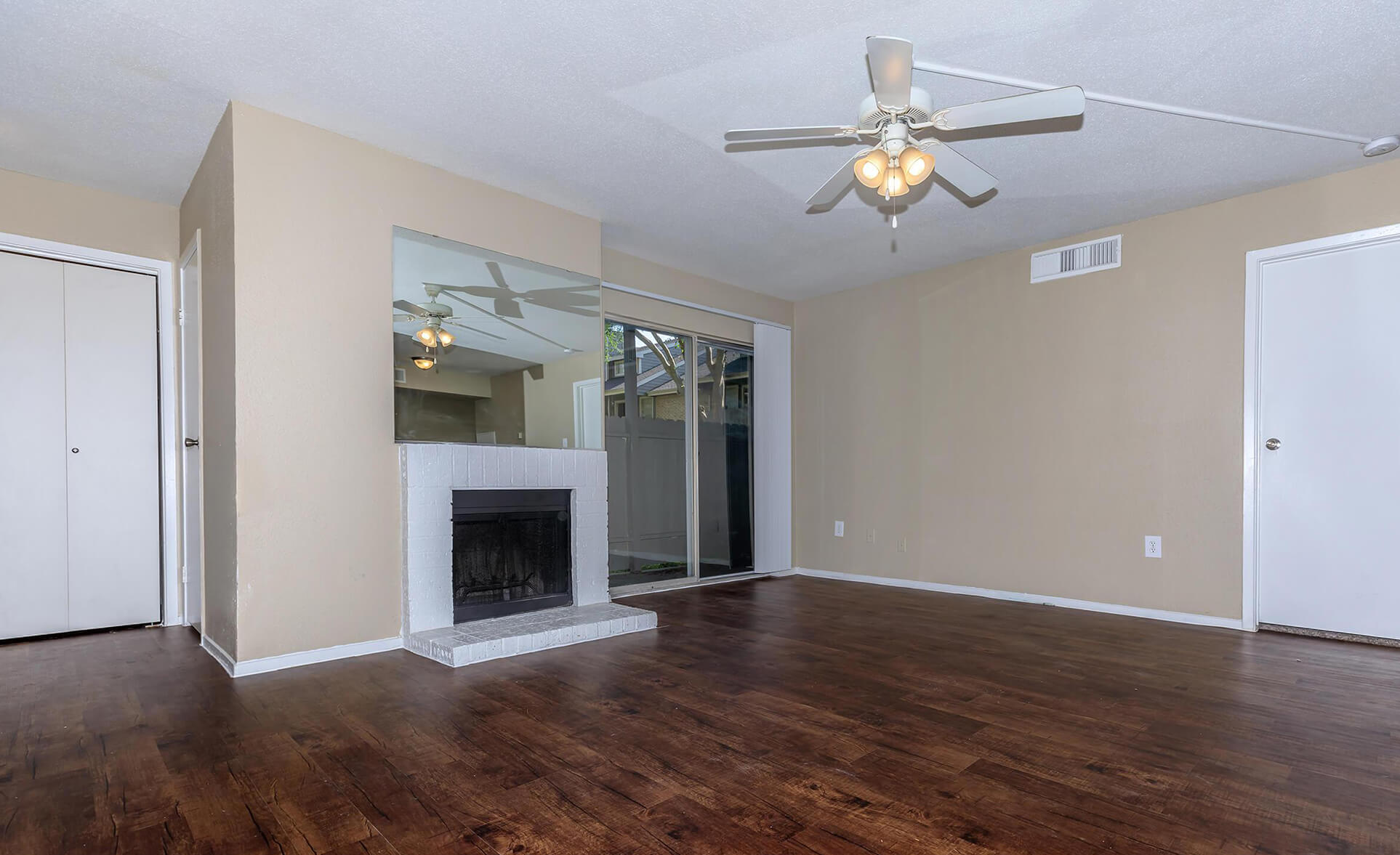 slideshow image 4
